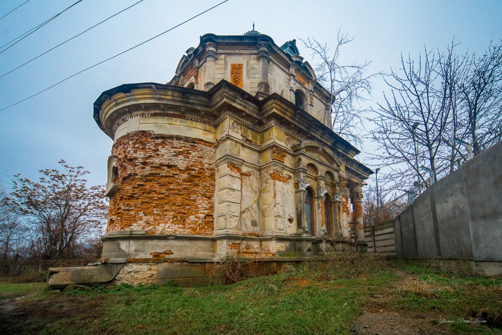 Obiectiv bonus – Capela Dumitru Hernia un monument caută își identitatea